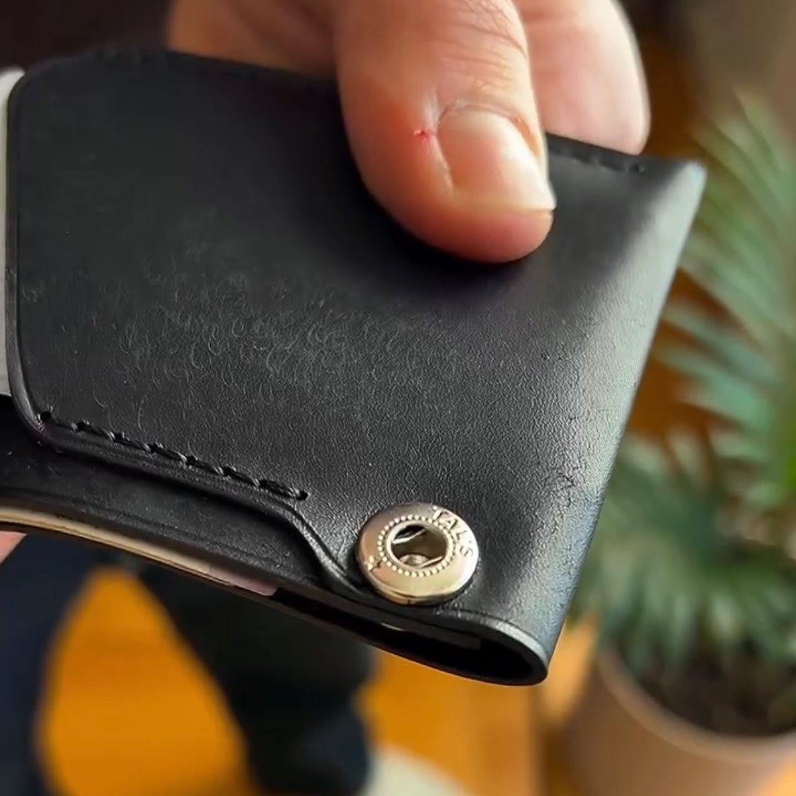 Premium Mon Hide Man Wallet