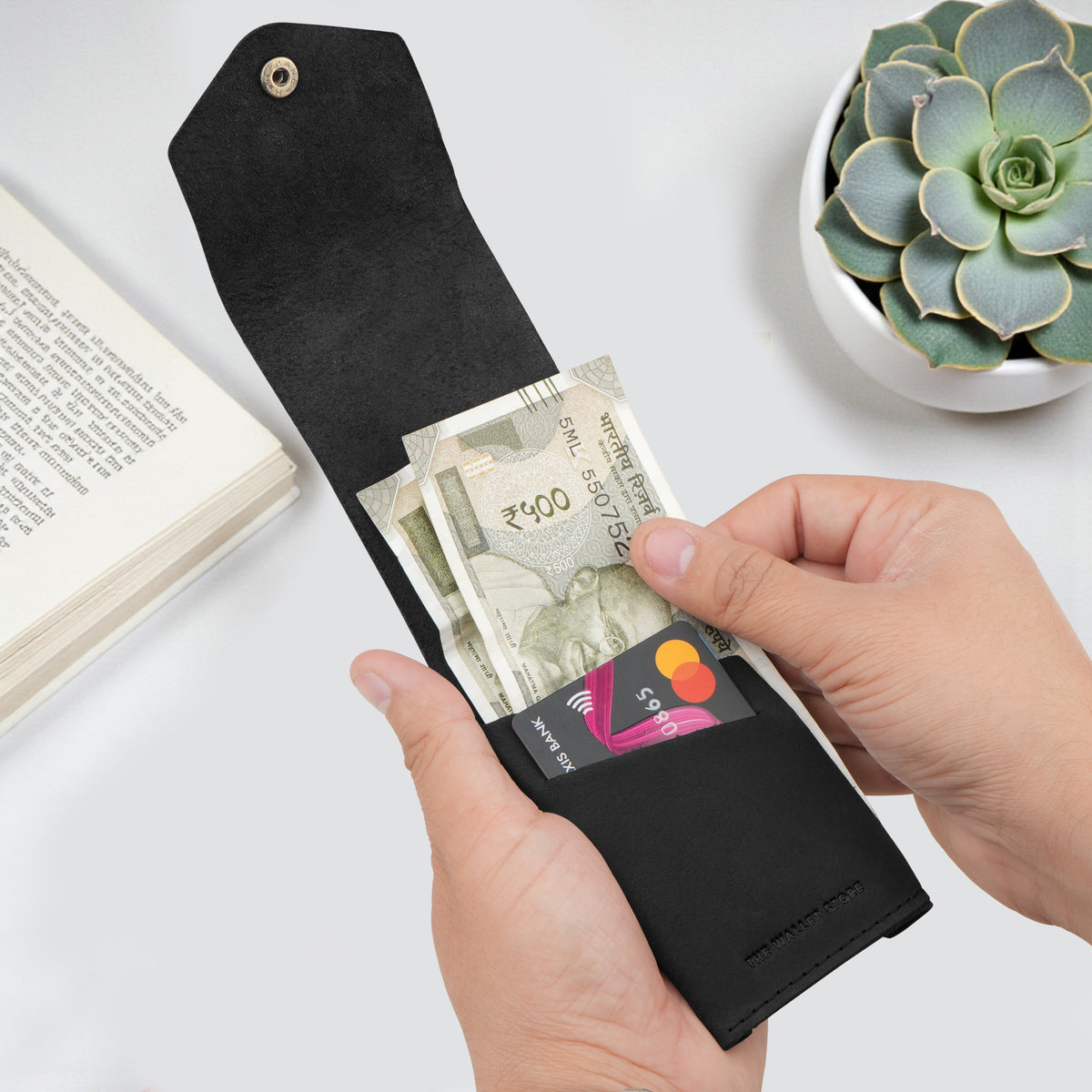 Premium Pull Flap Wallet